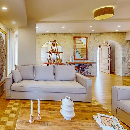 Helidoni Luxury Villa Kokkini Hani